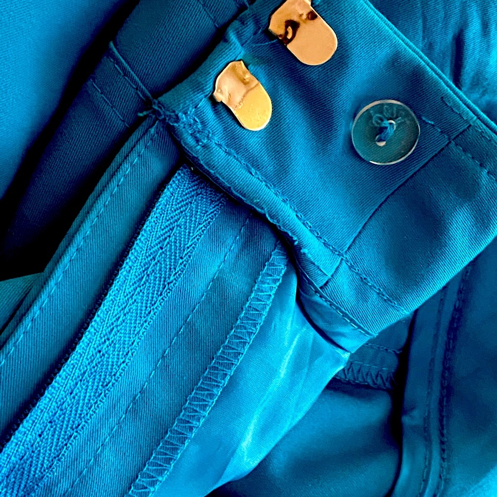 Capris - Picture 6 of 6